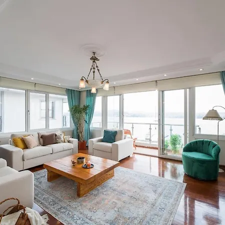 Enjoy 2br Duplex With A Magnificent Bosphorus View شقة