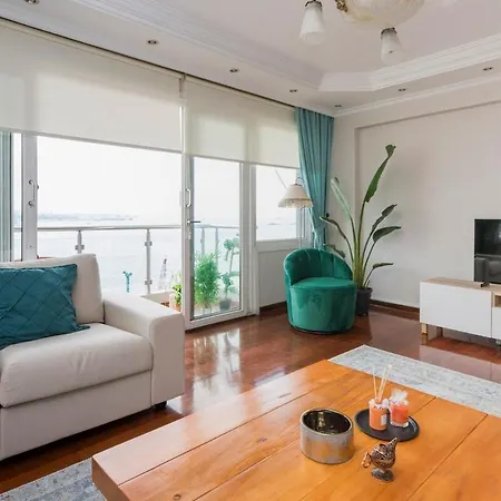 아파트 Enjoy 2br Duplex With A Magnificent Bosphorus View *