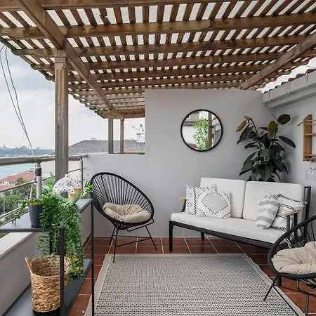Enjoy 2br Duplex With A Magnificent Bosphorus View 아파트