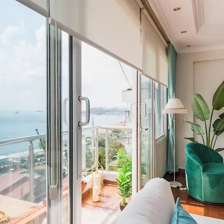 아파트 Enjoy 2br Duplex With A Magnificent Bosphorus View 이스탄불