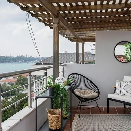 아파트 Enjoy 2br Duplex With A Magnificent Bosphorus View 이스탄불