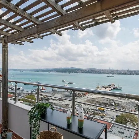 Enjoy 2br Duplex With A Magnificent Bosphorus View 아파트